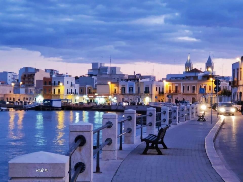 La Casa Del Pescatore N 11 - Porto Di St Spirito Bari Exterior photo